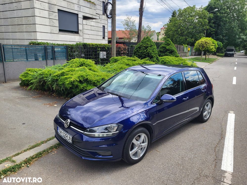 Volkswagen Golf - 4