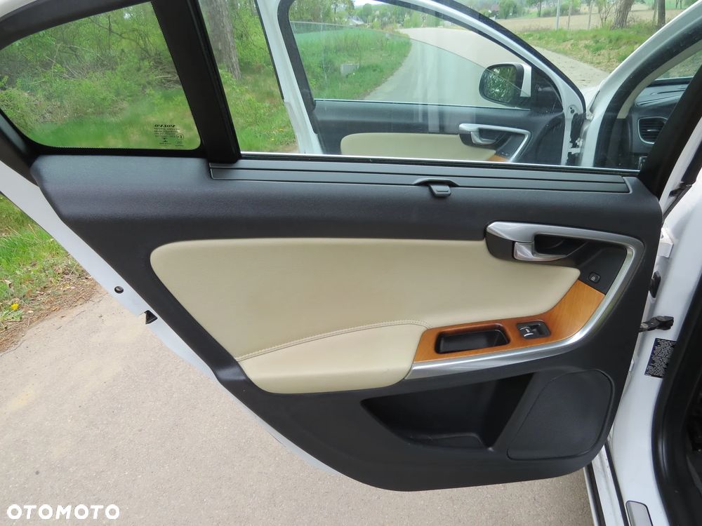 VOLVO S60 II LIFT LONG INSCRIPTION CHRISTAL WHITE PEARL 707-46 2.0 T5 B4204T11 NA CZĘŚCI - 18