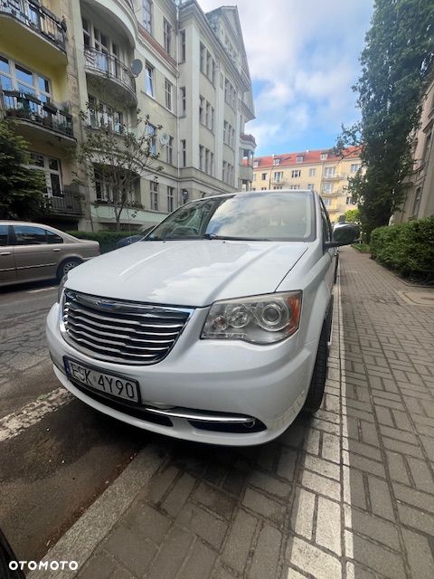 Chrysler Town & Country 3.6 Limited - 3