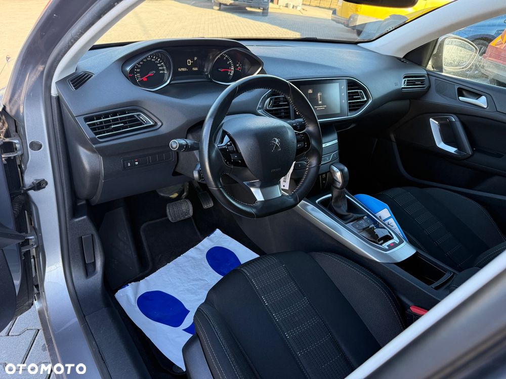 Peugeot 308 PureTech 130 EAT6 Stop & Start Allure - 11