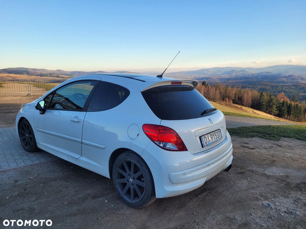 Peugeot 207 RC - 5