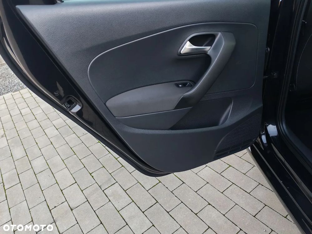 Volkswagen Polo - 21