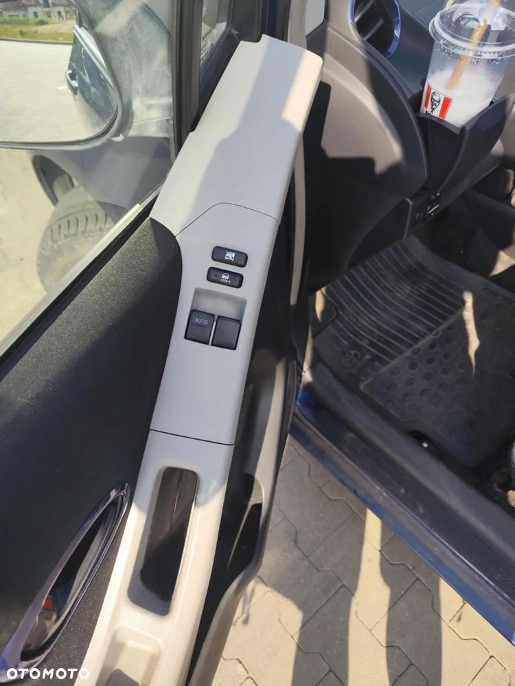 Toyota Yaris 1.0 Luna - 10