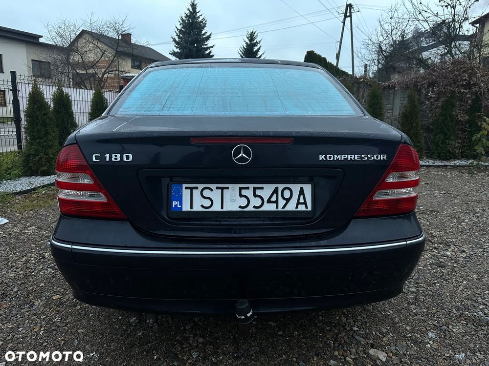 Mercedes-Benz Klasa C 180 T Kompressor Avantgarde - 5