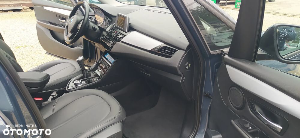 BMW Seria 2 216d - 28