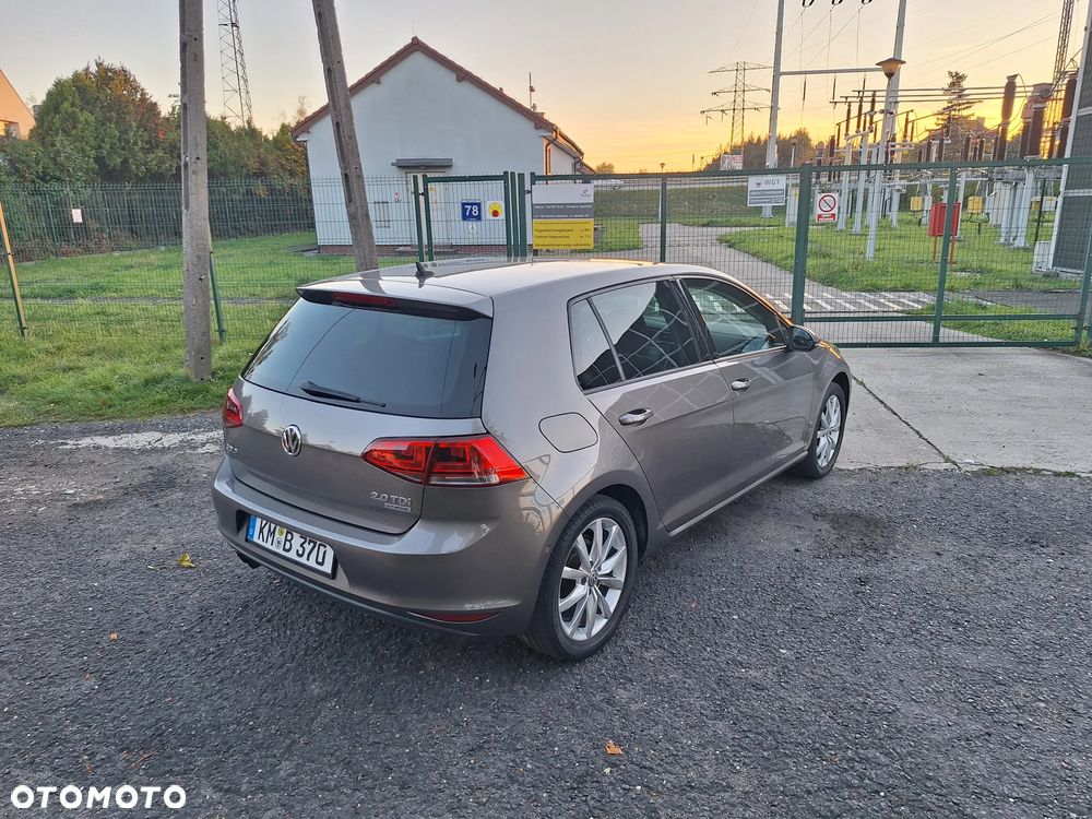 Volkswagen Golf - 3