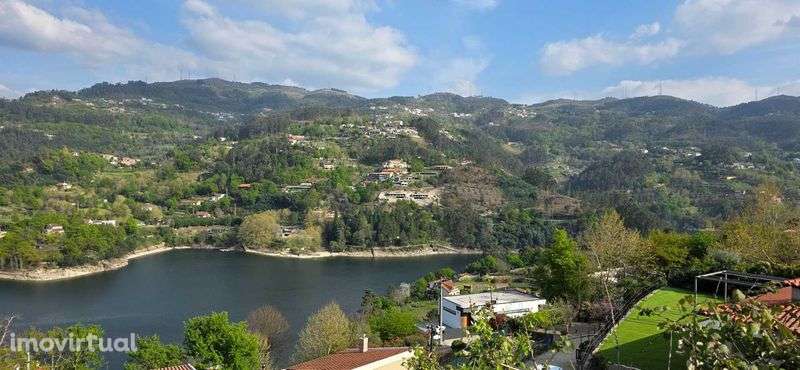 Terreno Urbano em Rio Caldo,  Gerês, c/ Projeto Aprovado - Grande imagem: 2/11