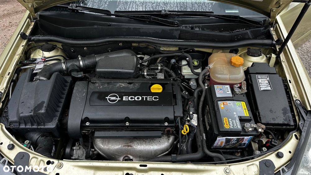Opel Astra 1.6 Sport - 15