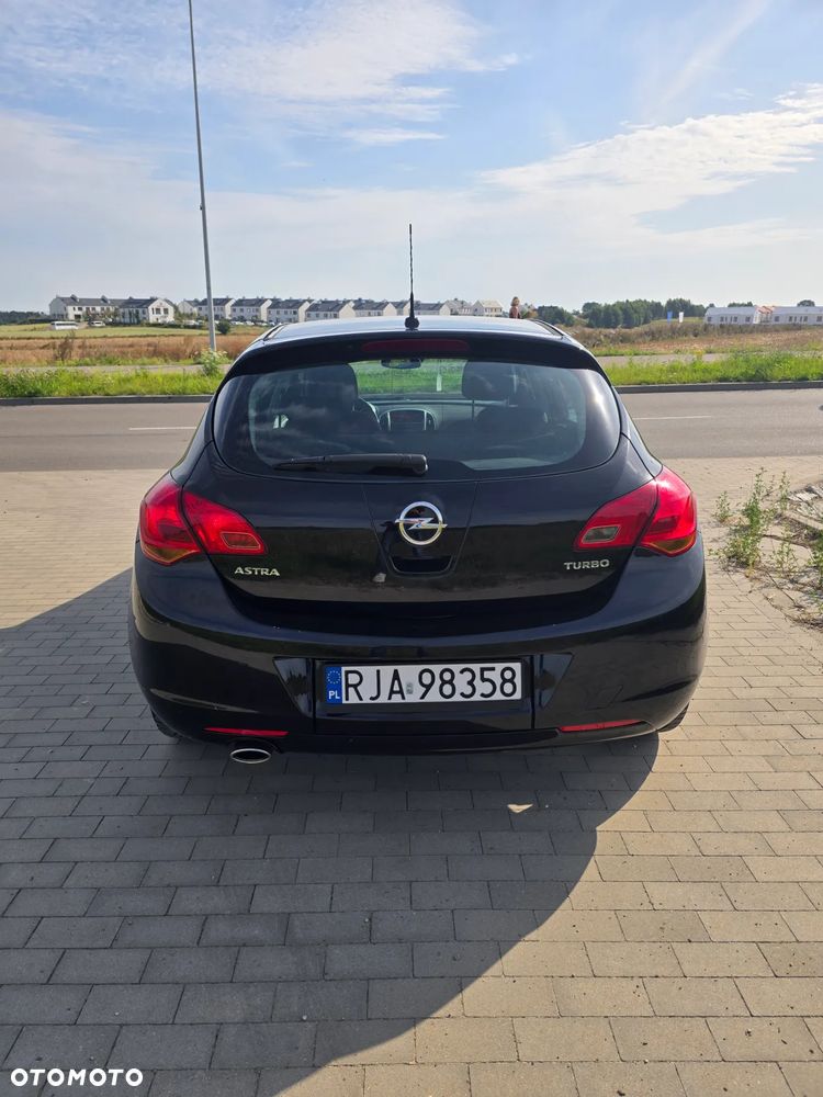 Opel Astra 1.4 Turbo - 3