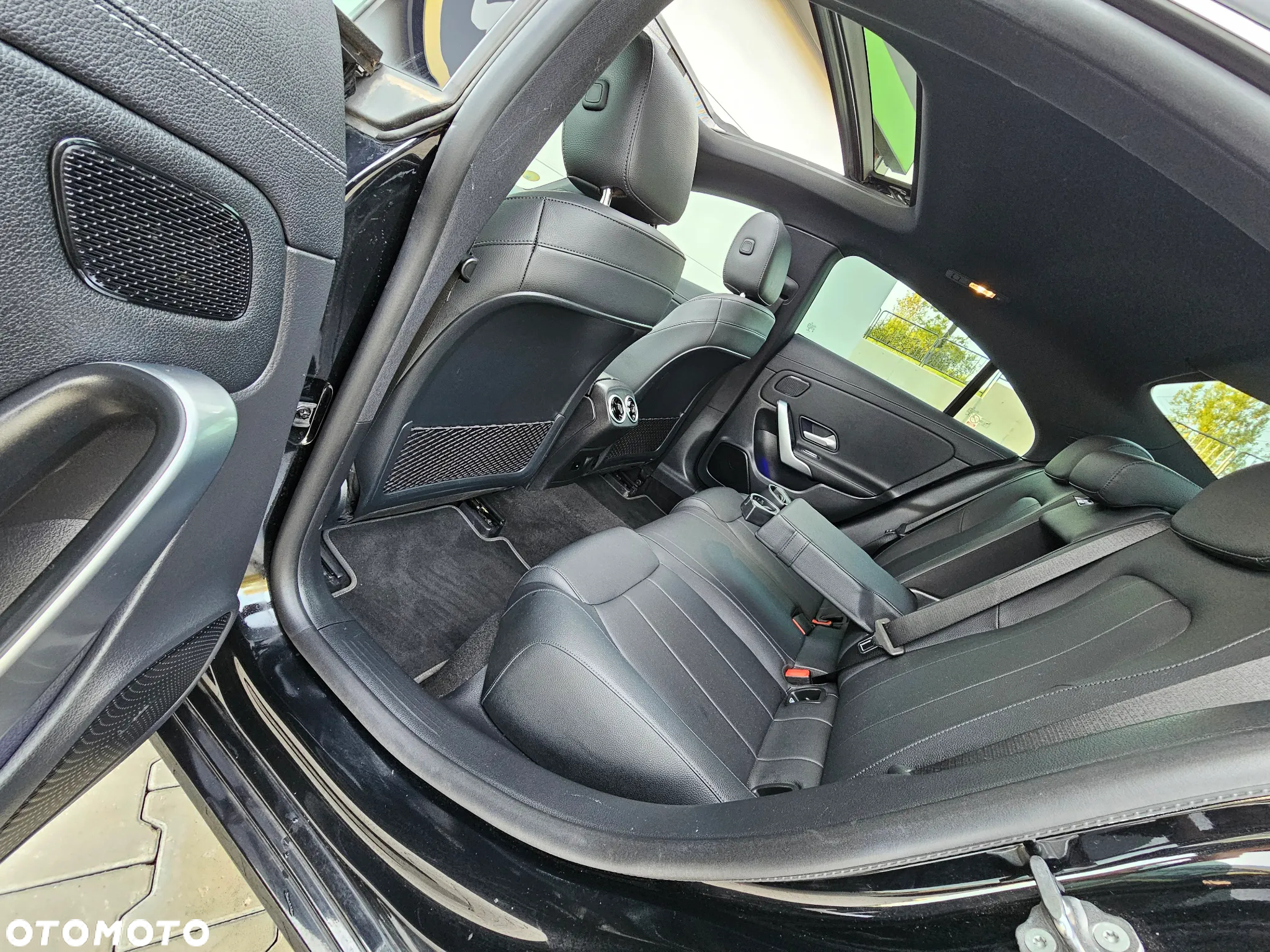 Mercedes-Benz CLA 200 d AMG Line 8G-DCT - 24
