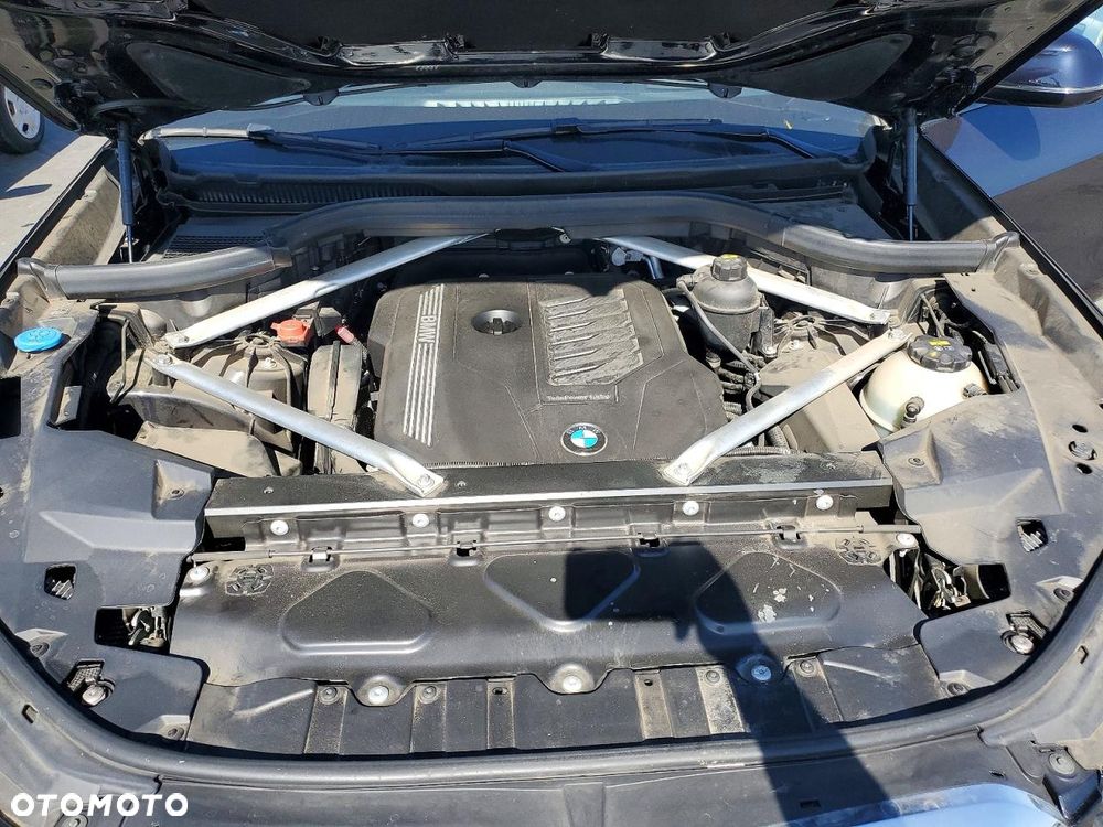 BMW X5 xDrive40i - 13