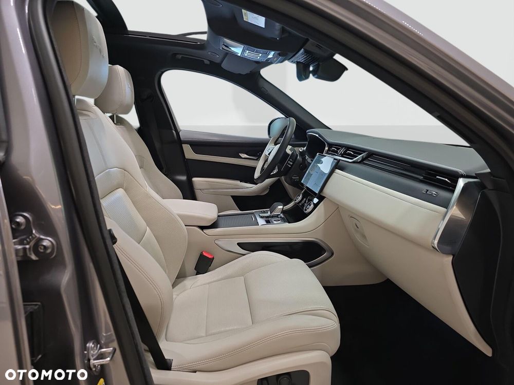 Jaguar F-Pace 2.0 D200 mHEV AWD R-Dynamic SE - 18