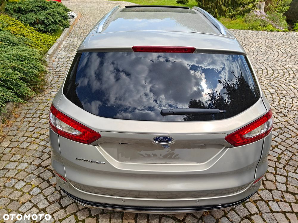 Ford Mondeo 2.0 TDCi STart-Stopp PowerShift-Aut Titanium - 4