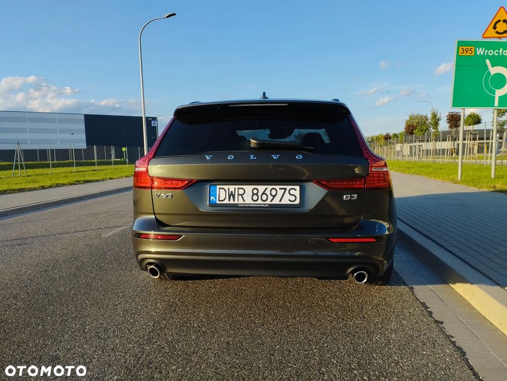 Volvo V60 B3 B Momentum - 20