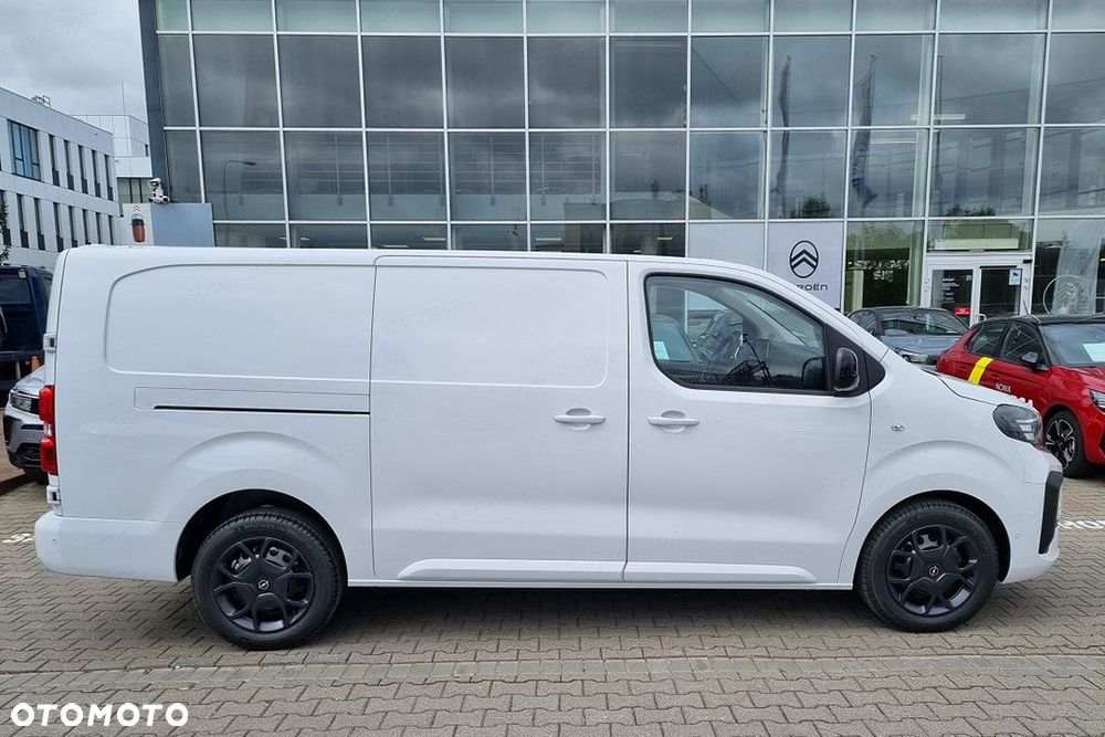 Opel Vivaro XL L2H1 2.2 150 KM - 9