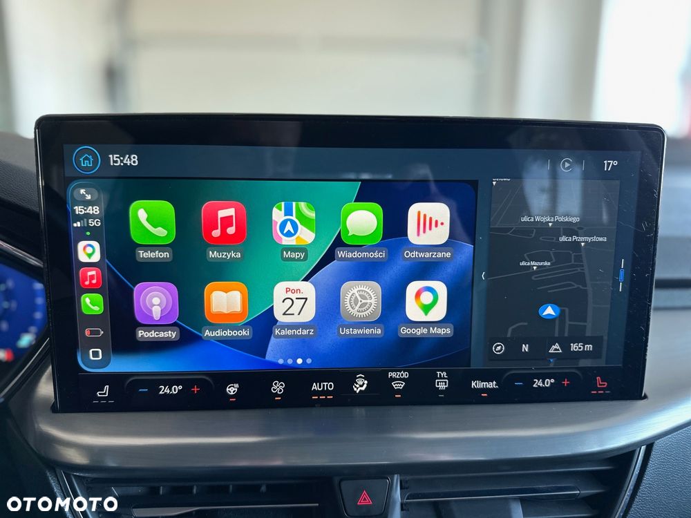 Ford Focus 1.0 EcoBoost Titanium X - 24