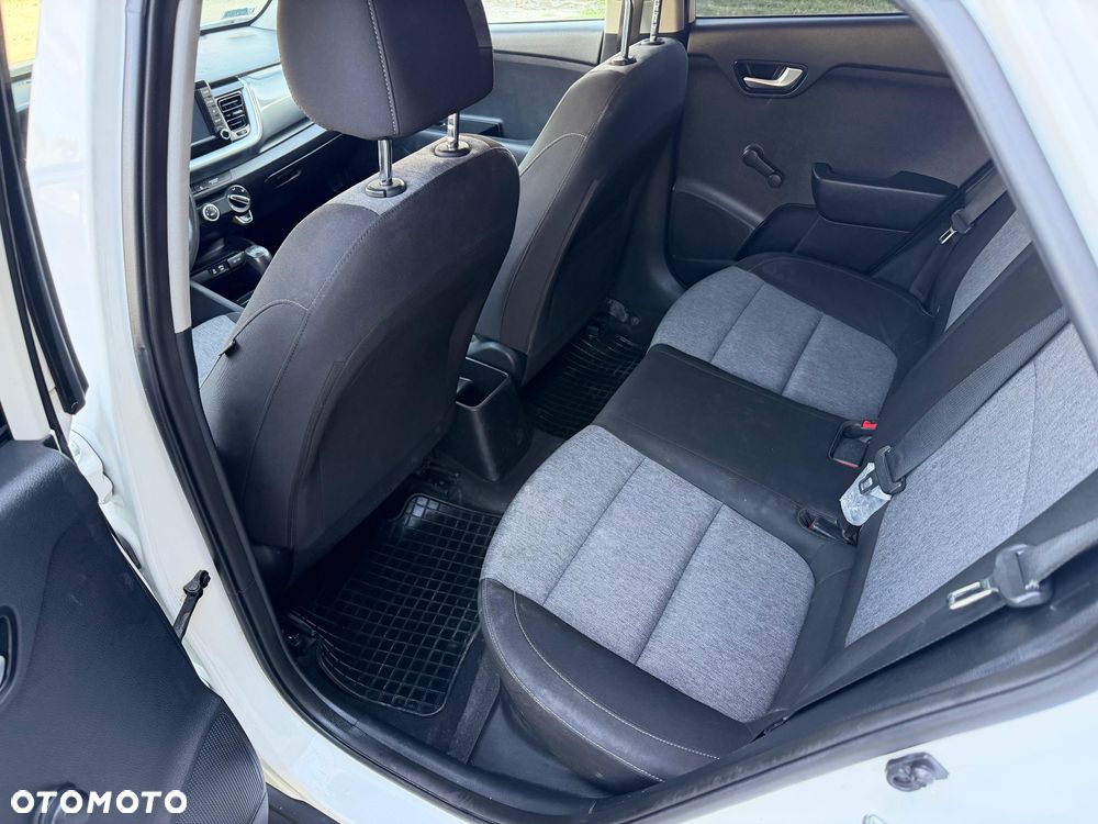 Kia Stonic - 7