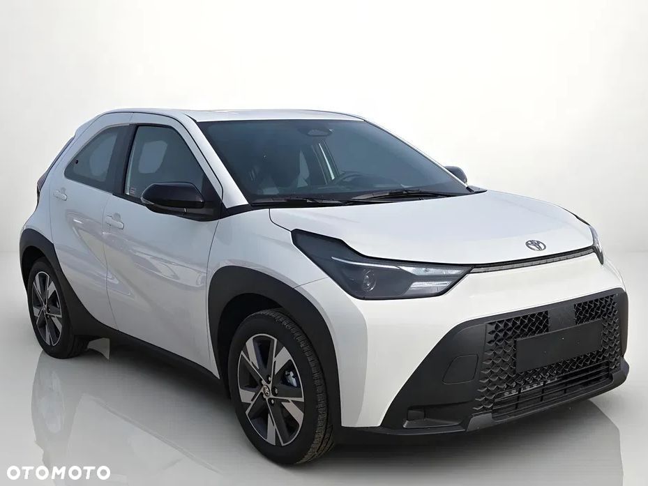 Toyota Aygo X Hybrid 1.5 Comfort e-CVT - 3