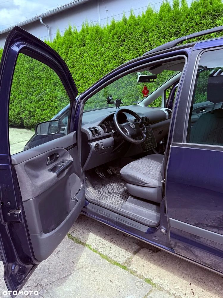 Volkswagen Sharan - 3