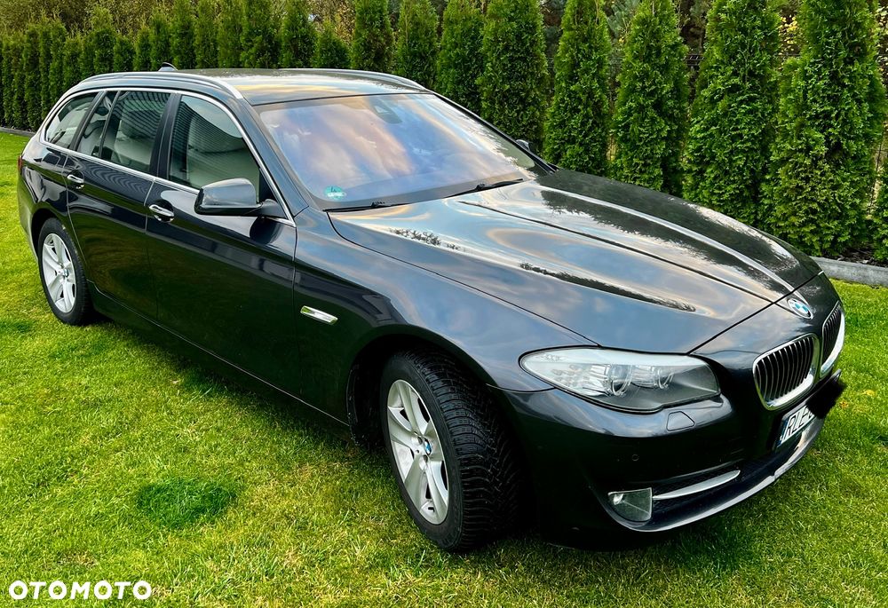 BMW Seria 5 535d xDrive - 13