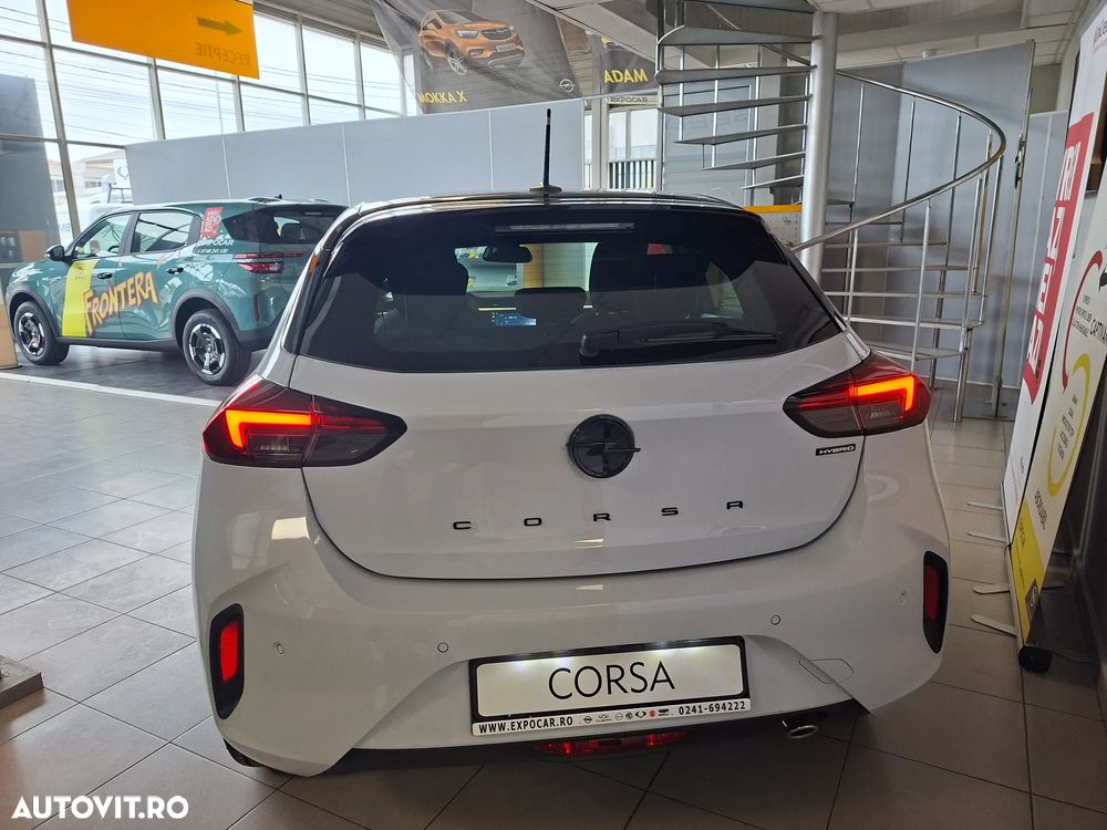 Opel Corsa 1.2L Turbo eDCT6 MHEV GS - 4