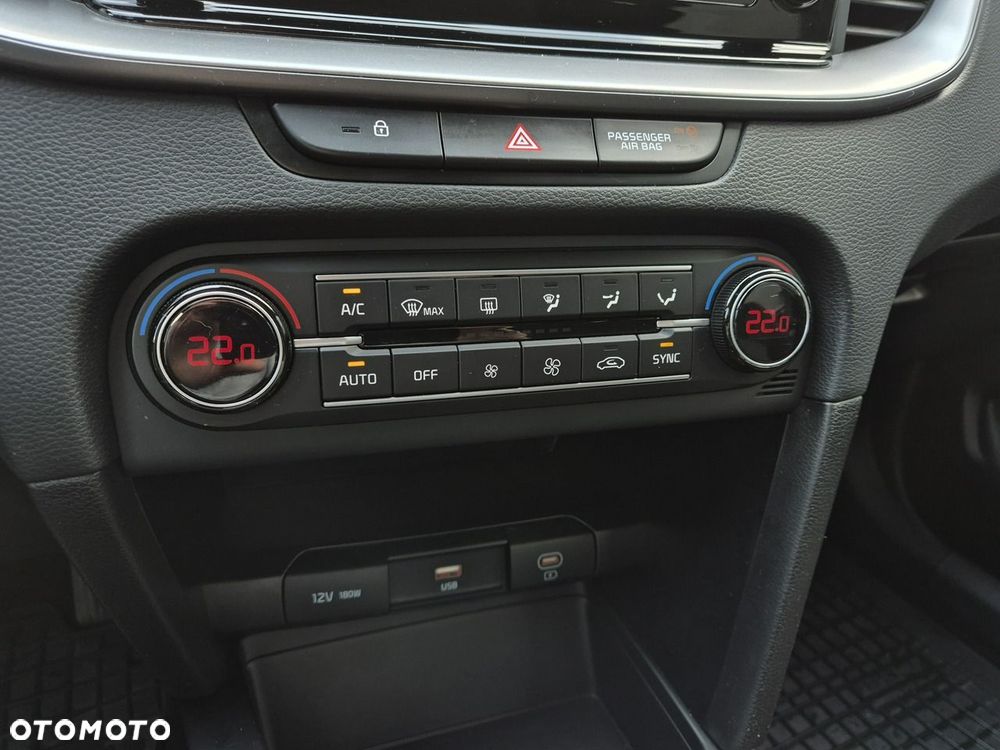 Kia Ceed 1.5 T-GDI M - 26