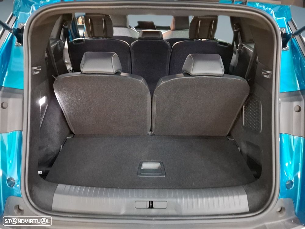 Peugeot E-5008 73 kWh Allure - 17