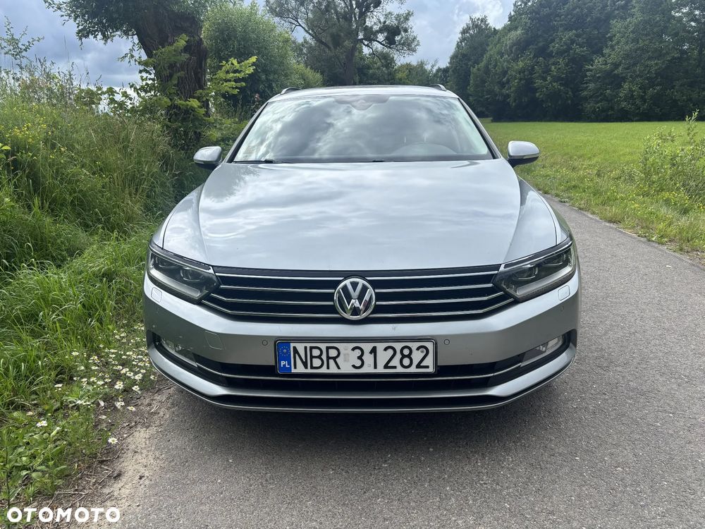 Volkswagen Passat - 9