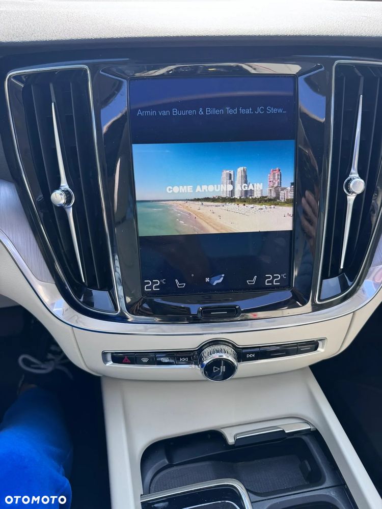 Volvo S60 - 25