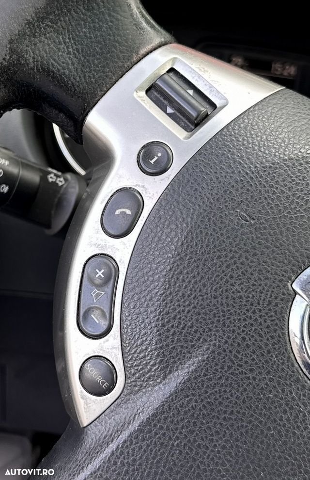 Nissan Qashqai - 34