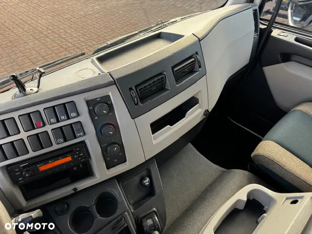 Volvo FL 260 Kontener 7,5 M Super Stan - 11