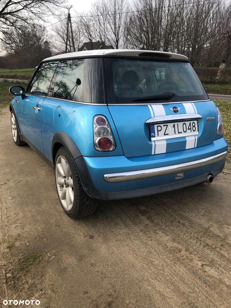 MINI Cooper Standard - 3