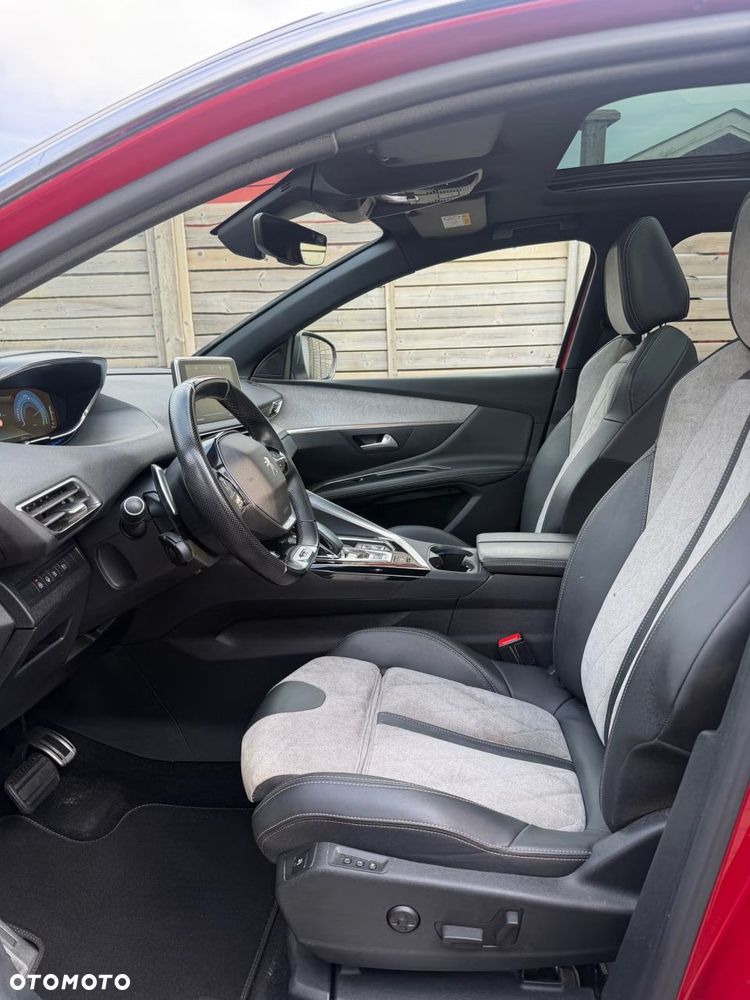 Peugeot 3008 1.6 PureTech HYbrid4 GT Line S&S EAT8 - 9