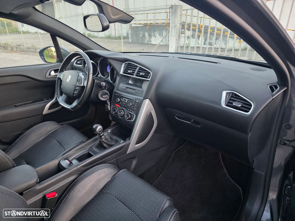 Citroën DS4 1.6 e-HDi So Chic - 16