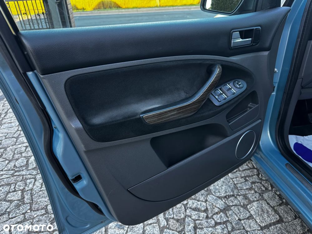 Ford C-MAX 2.0 TDCi DPF Ghia - 30
