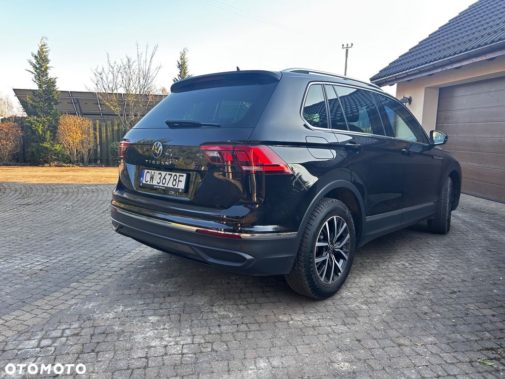 Volkswagen Tiguan 2.0 TDI SCR 4Mot Life DSG - 2