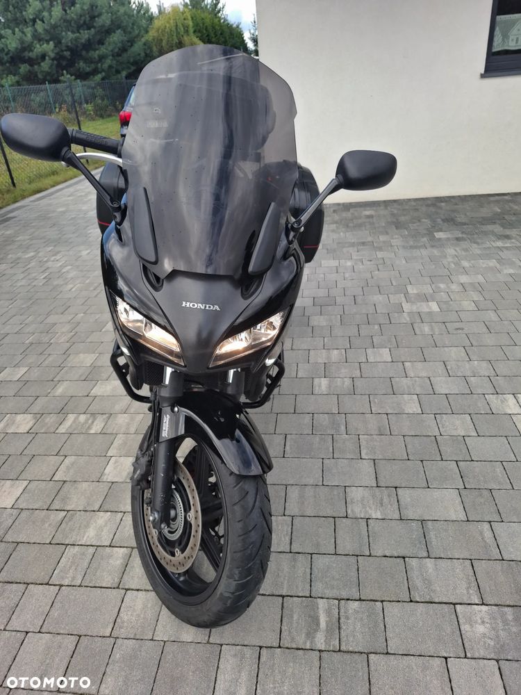 Honda CBF - 4