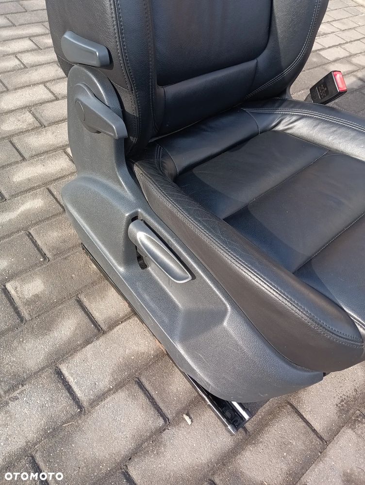 Fotel VW Tiguan skóra idealny - 9