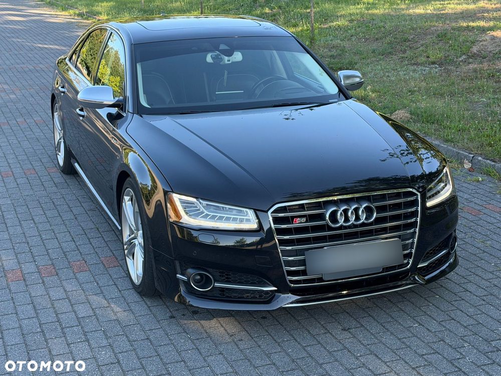 Audi S8 Plus - 6