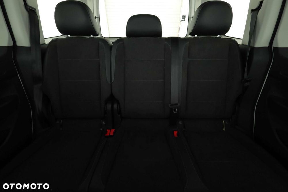 Volkswagen Caddy - 29
