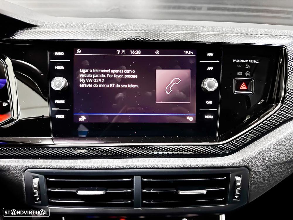 VW Polo 1.0 TSI Urban DSG - 23