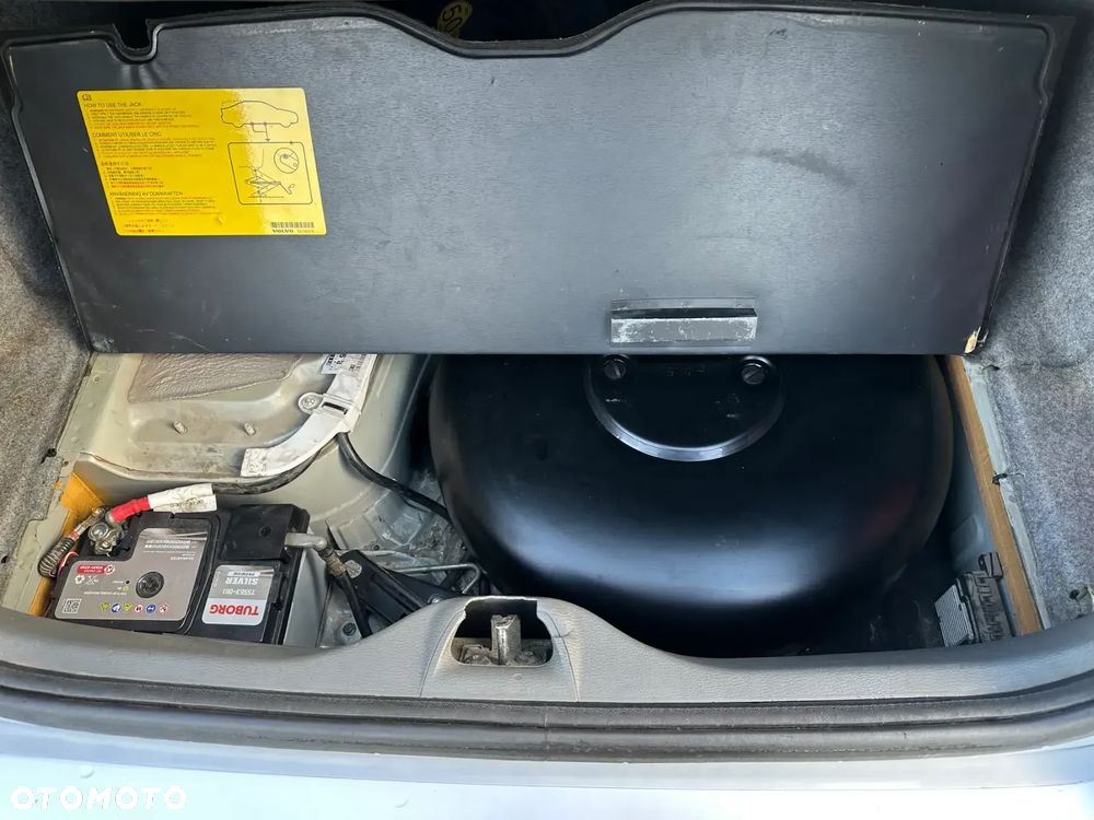 Volvo S60 2.5T AWD Rubin - 16