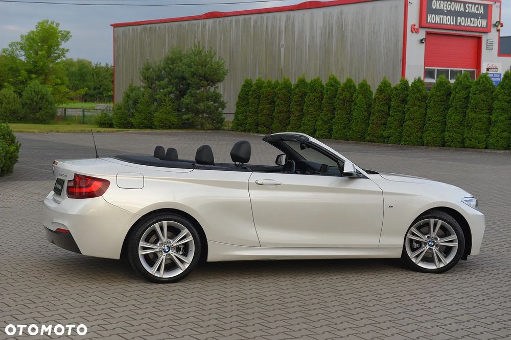 BMW Seria 2 220d M Sport - 24