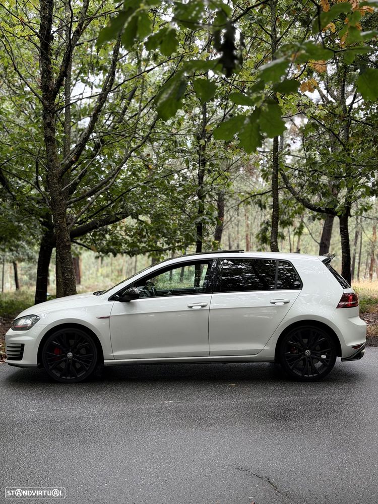 Volkswagen Golf 2015 photo 2