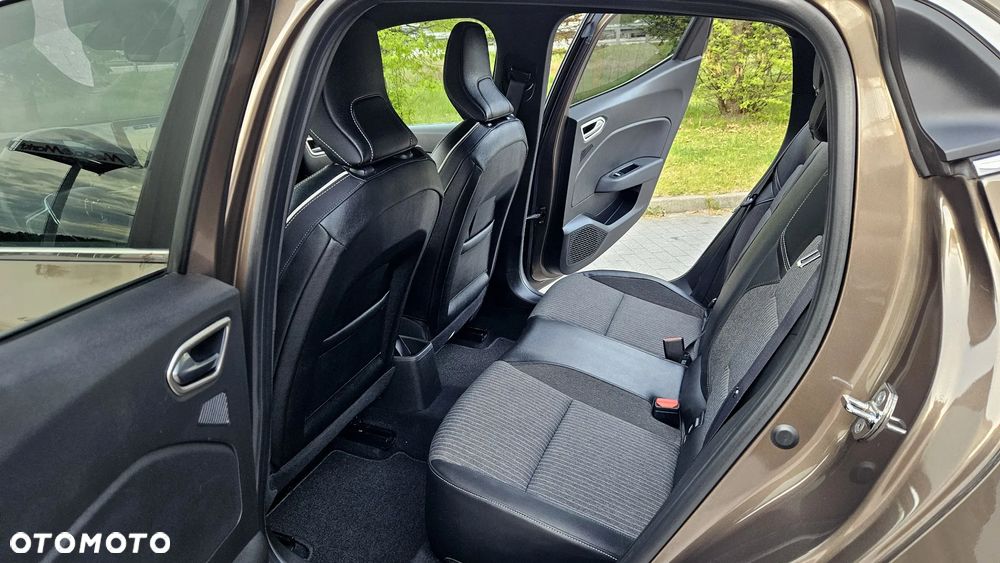 Renault Clio TCe 100 BUSINESS EDITION - 33