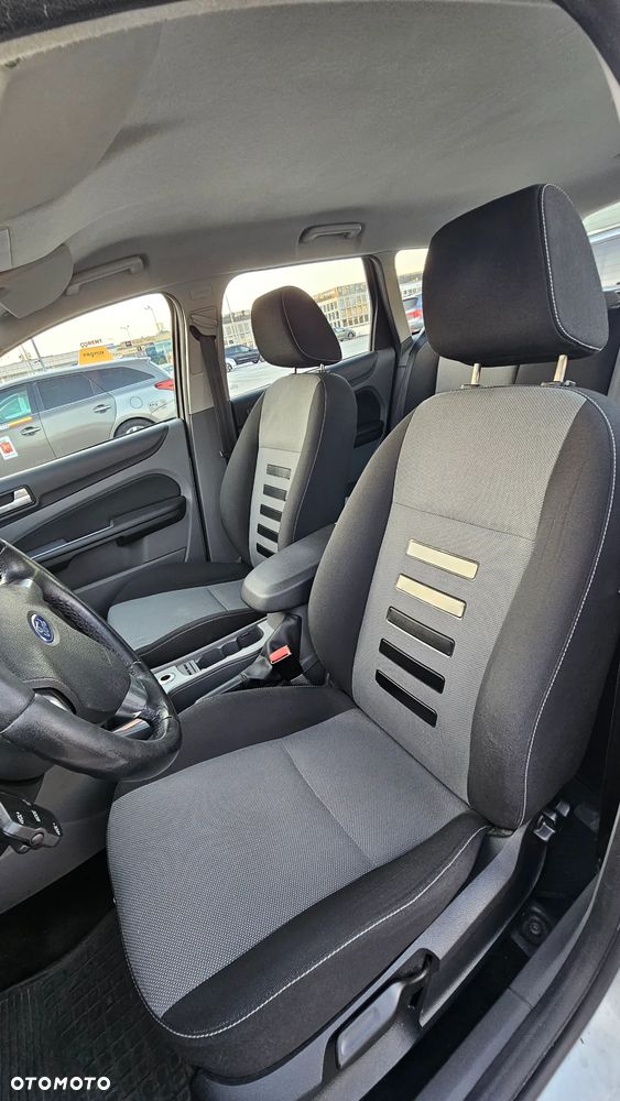 Ford Focus 1.8 TDCi Trend - 11