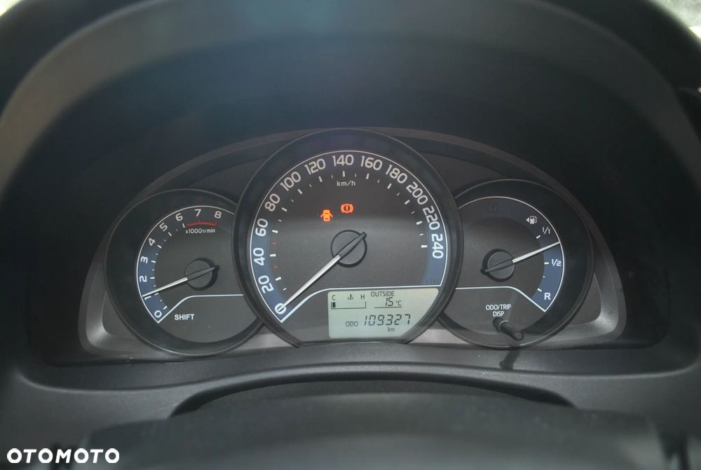 Toyota Auris 1.33 VVT-i Active - 14