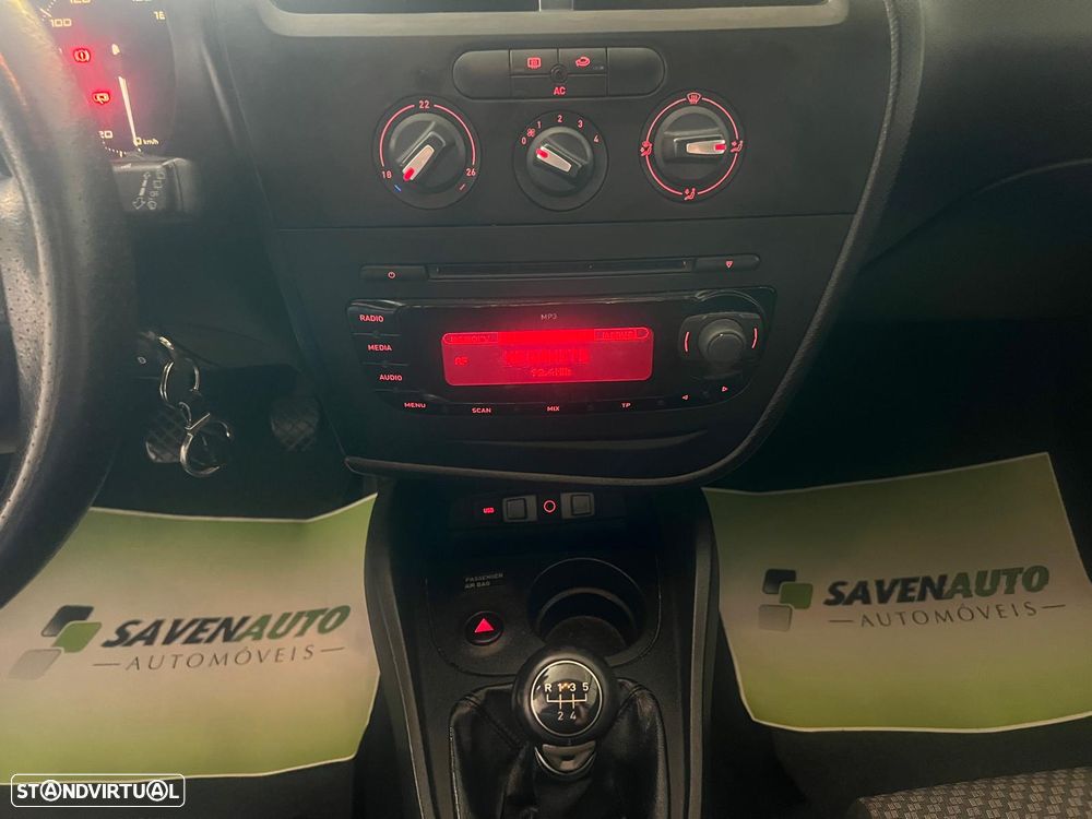 SEAT Leon 1.6 TDI ECOMOTIVE Sport Start/Stop - 9