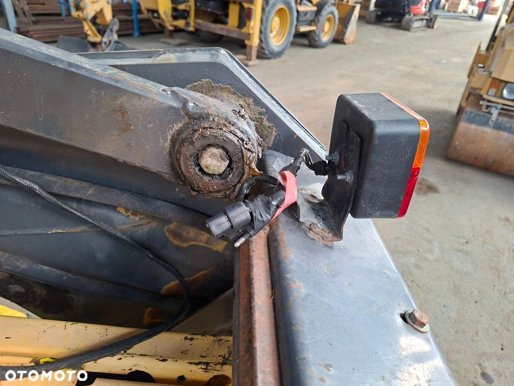 New Holland Ls 180 4X4 - 35