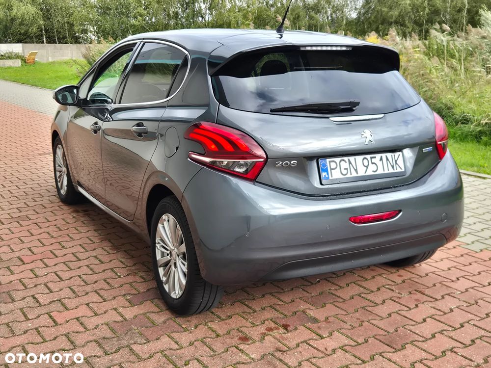 Peugeot 208 1.6 BlueHDi Allure S&S - 13